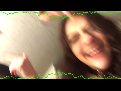 ❤️ שני תחתוני רגש ברונטיות סקסיות נשארות ממזרות, כלבה מוזרה ❤❌ פורנו רוסי אצלנו ❌️❤