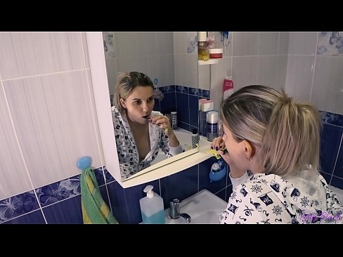 ❤️ פריצה עם צעירים בפיג'מה מסתיימים אוראלי בהצטיינות בתחת - לי שחור ❤❌ פורנו רוסי אצלנו ❌️❤